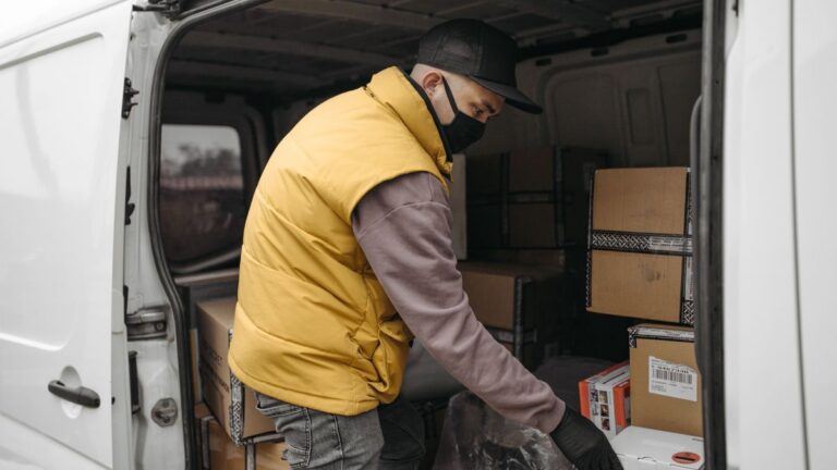 Truck Loading Helper Jobs in Italy - High Salary - Apply For Latest Vacancies